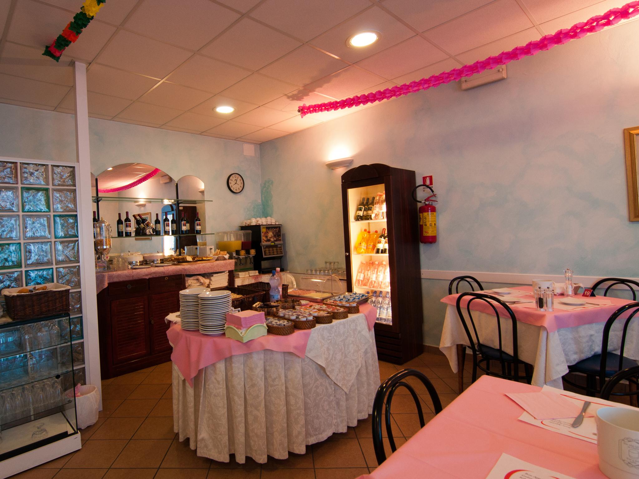 Hotel Savina Rimini Exterior photo