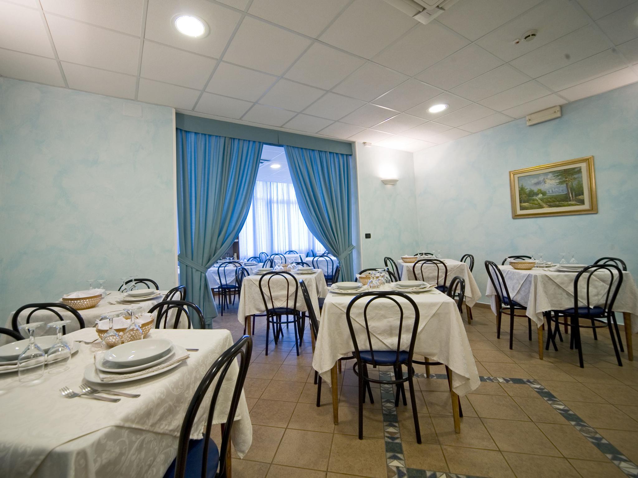 Hotel Savina Rimini Restaurant photo
