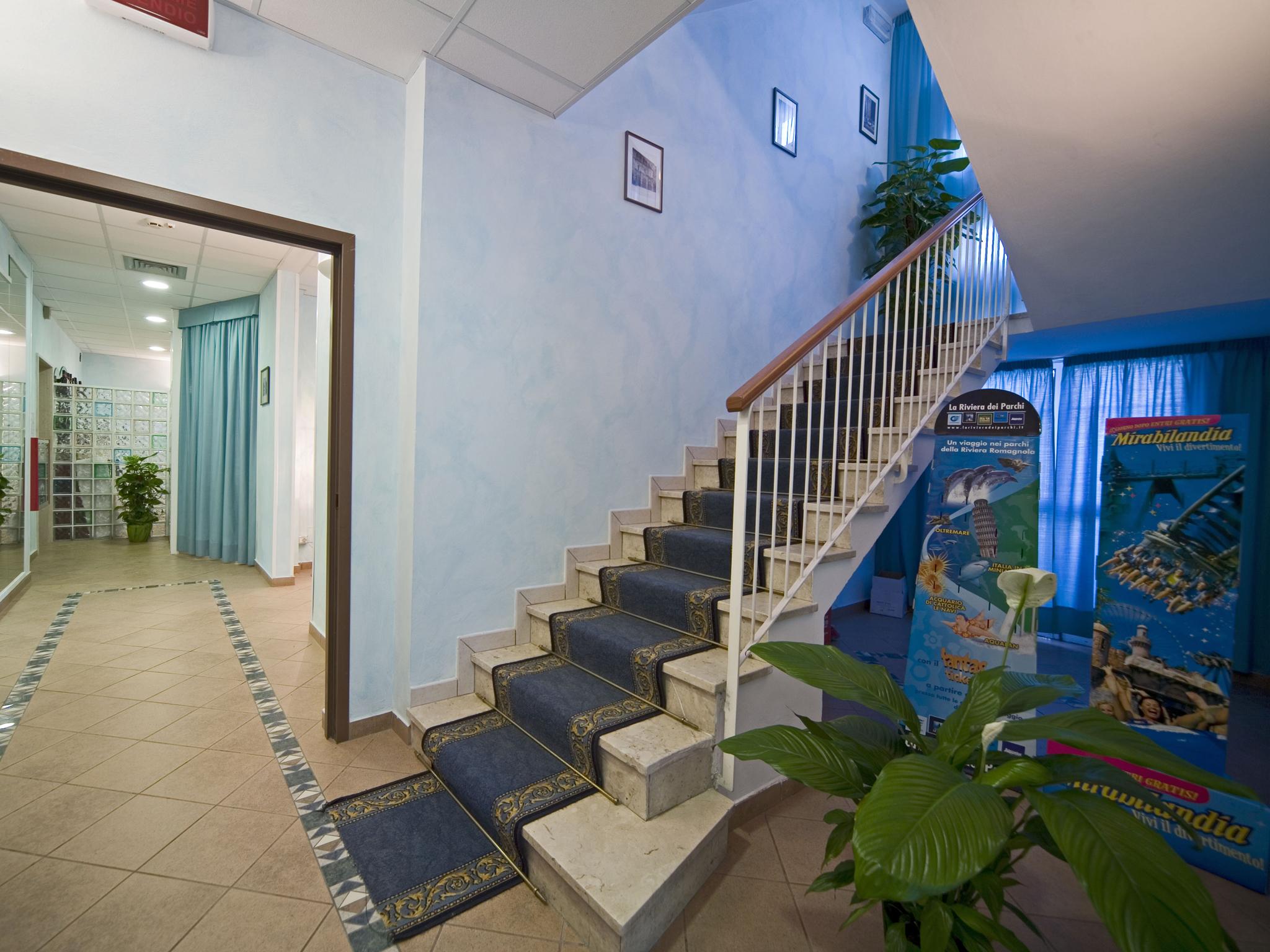 Hotel Savina Rimini Exterior photo